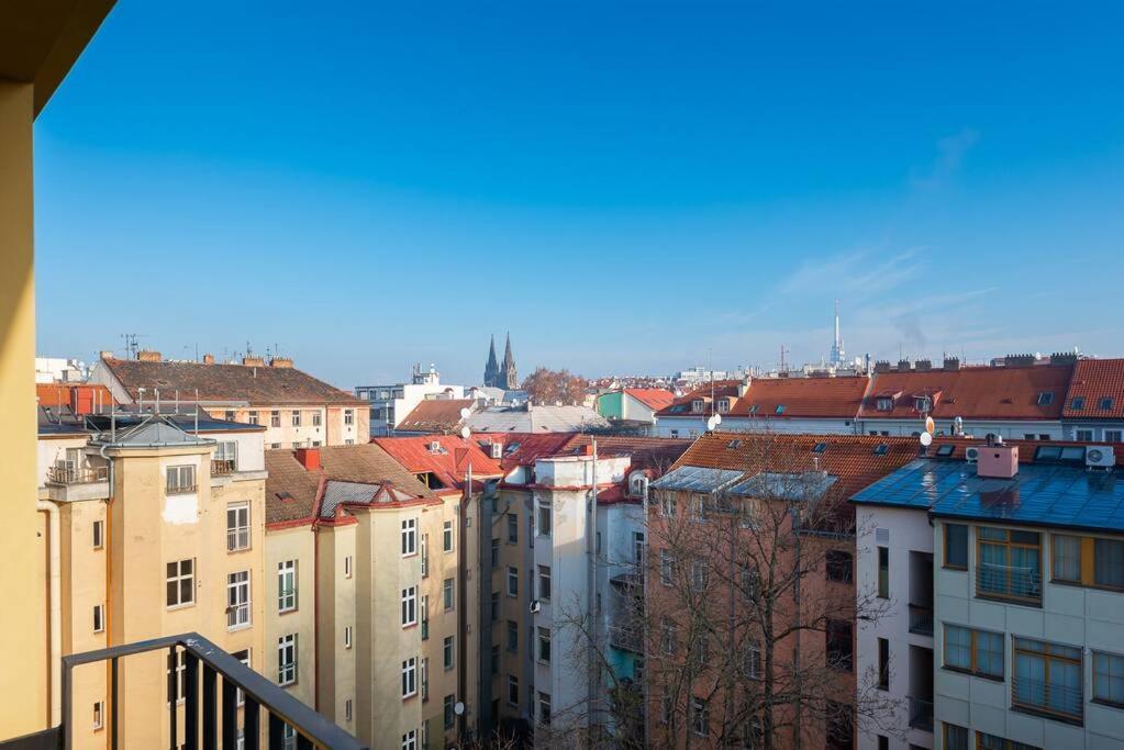 Sunny Safron Apartment Prag Dış mekan fotoğraf